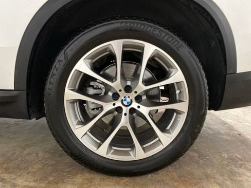 Used 2026 BMW X5 xDrive40i AWD/4WD image 32