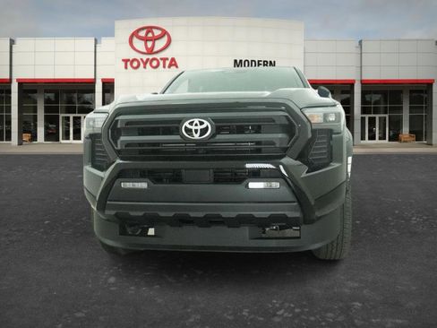 New 2026 Toyota Tacoma SR5 AWD/4WD image 4