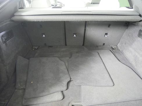 Certified 2025 BMW X6 xDrive40i w/ Premium Package image 17