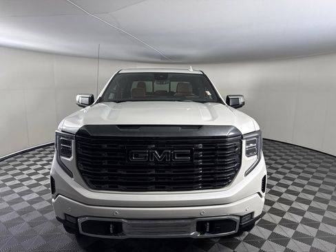 Used 2023 GMC Sierra 1500 Denali Ultimate AWD/4WD image 8