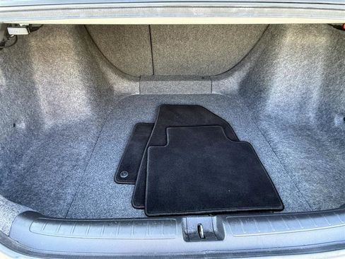 Used 2018 Honda Accord Sport image 16