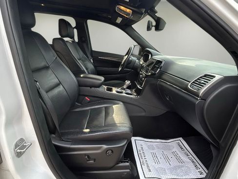 Used 2021 Jeep Grand Cherokee Limited w/ Luxury Group II image 10