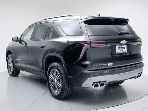 New 2026 Chevrolet Traverse LT w/ Enhanced Driving Package image 4