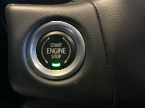 Used 2023 Chevrolet Suburban RST image 27