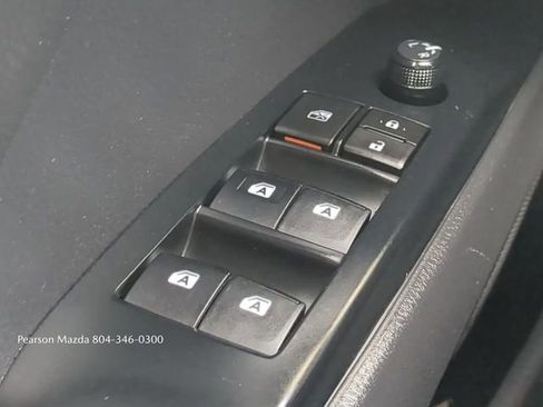 Used 2019 Toyota Camry SE w/ Convenience Package image 21