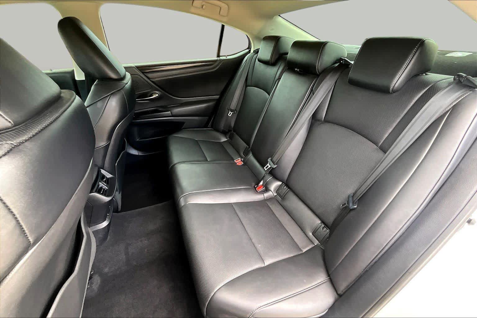 Used 2020 Lexus ES 350 w/ Premium Package FWD image 21