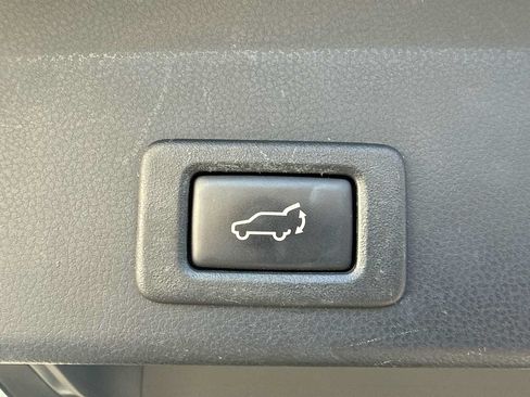 Used 2019 Subaru Ascent Limited w/ Popular Package #2 AWD/4WD image 24