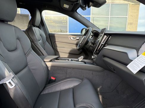 New 2026 Volvo XC60 B5 Ultra w/ Climate Package AWD/4WD image 14