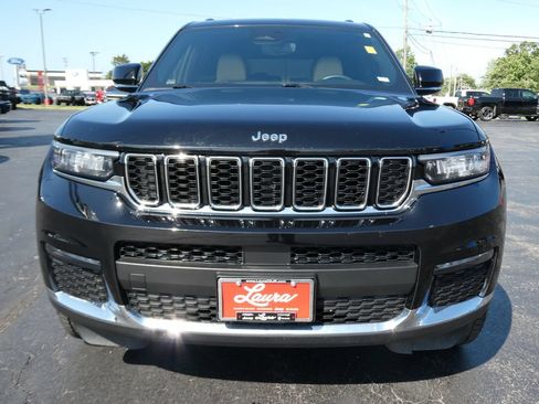 Used 2023 Jeep Grand Cherokee L Limited AWD/4WD image 11