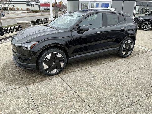 New 2026 Volvo EX30 Plus w/ Protection Package Premier AWD/4WD image 11