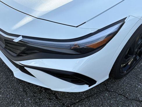 New 2026 Hyundai Elantra Sport FWD image 13