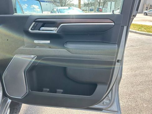 New 2026 GMC Sierra 1500 Denali w/ Denali Reserve Package image 18