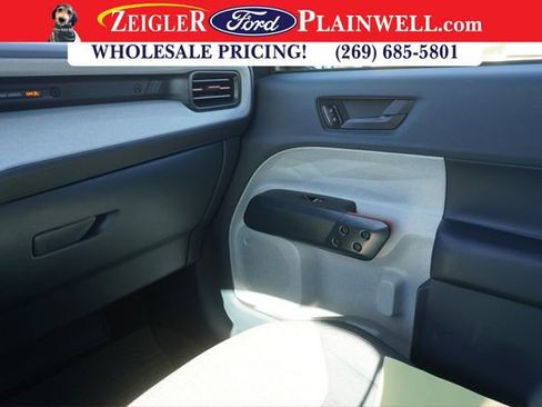 Used 2024 Ford Maverick XLT image 28