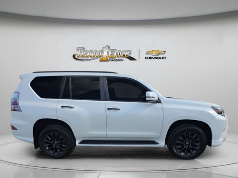 Used 2021 Lexus GX 460 Premium w/ Premium Package AWD/4WD image 9