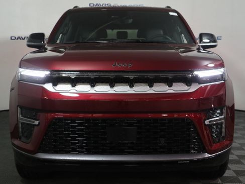 New 2026 Jeep Grand Wagoneer 4WD image 13