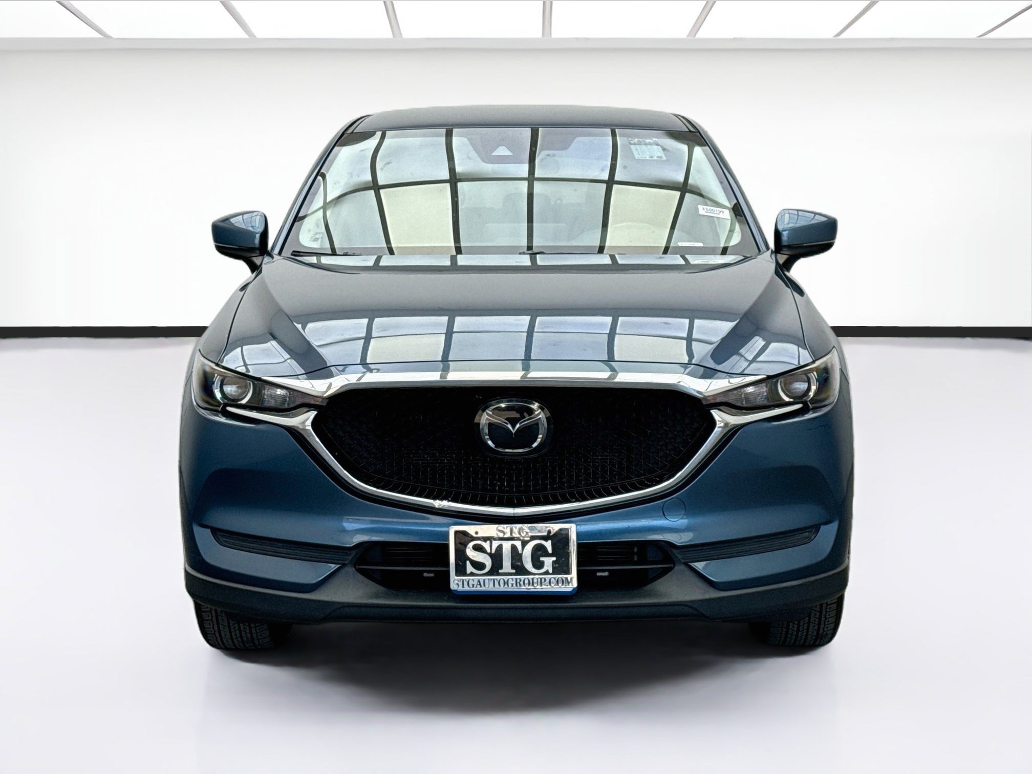 Used 2021 MAZDA CX-5 Touring FWD image 2
