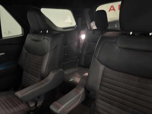 New 2026 Ford Explorer ST-Line w/ ST-Line Street Pack AWD/4WD image 27