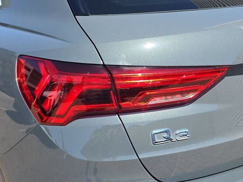 Used 2022 Audi Q3 2.0T Premium Plus AWD/4WD image 37