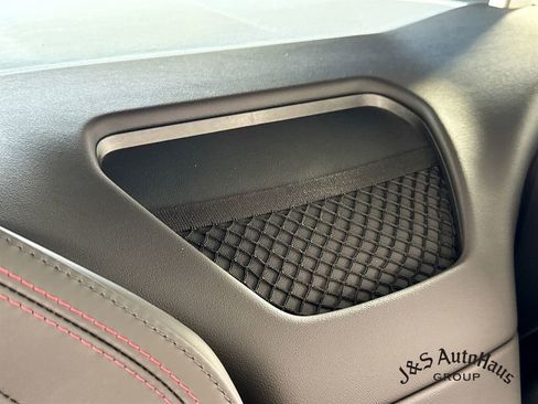 Used 2021 Jaguar F-TYPE R AWD/4WD image 32