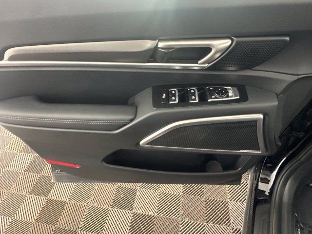 Certified 2025 Kia Telluride S FWD image 20