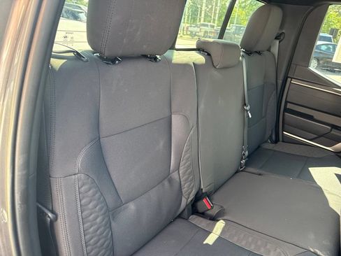 Used 2025 Toyota Tundra SR5 w/ SR5 Convenience Package AWD/4WD image 32