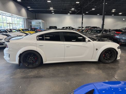 Used 2021 Dodge Charger SRT Hellcat RWD image 8