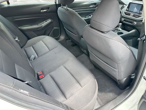 Used 2020 Nissan Altima 2.5 S FWD image 25