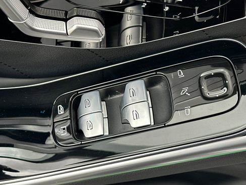 Used 2023 Mercedes-Benz S 580 4MATIC Sedan image 12