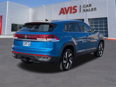 Used 2024 Volkswagen Atlas Cross Sport SE image 6