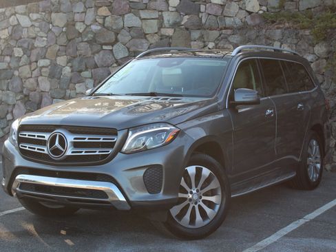 Used 2017 Mercedes-Benz GLS 450 4MATIC image 2