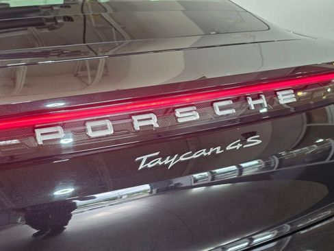 Used 2021 Porsche Taycan 4S AWD/4WD image 25