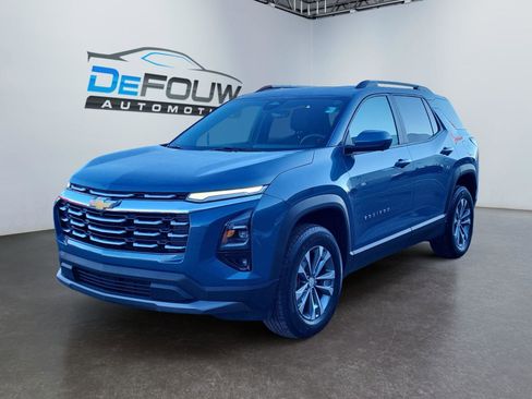 Used 2025 Chevrolet Equinox LT w/ Convenience Package II image 7