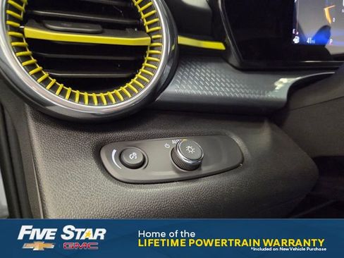 New 2026 Chevrolet Trax LT w/ Driver Confidence Package FWD image 27