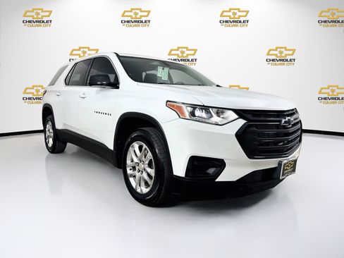 Used 2020 Chevrolet Traverse LS w/ LPO, Blackout Package FWD image 1