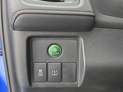 Used 2021 Honda HR-V Sport image 25