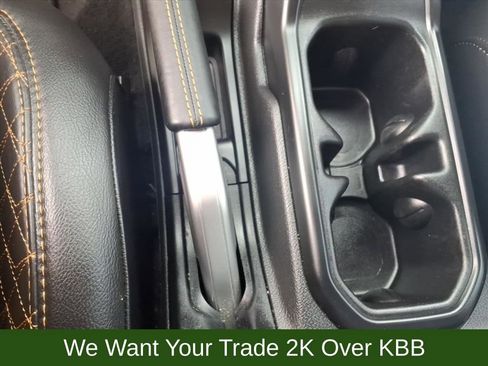 Used 2021 Jeep Wrangler Unlimited Sahara AWD/4WD image 31