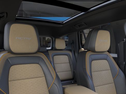 New 2026 Chevrolet Equinox ACTIV AWD/4WD image 24