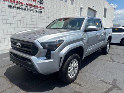 Used 2025 Toyota Tacoma SR5