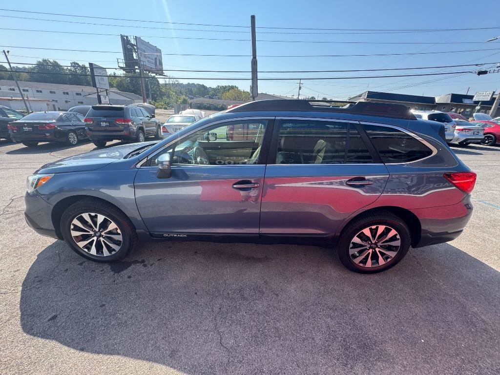 Used 2017 Subaru Outback 2.5i Limited AWD/4WD image 8