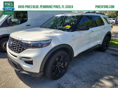 Used 2023 Ford Explorer ST-Line w/ Class IV Trailer Tow Package