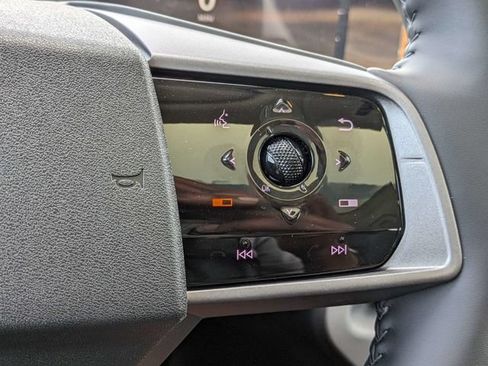 New 2026 Nissan Leaf Platinum+ FWD image 30