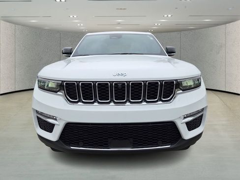 Used 2022 Jeep Grand Cherokee Limited 4xe w/ Luxury Tech Group II image 8