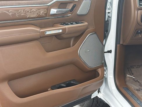 Used 2024 RAM 1500 Limited AWD/4WD image 23