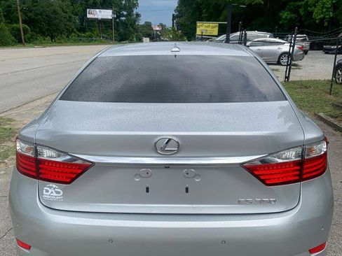 Used 2014 Lexus ES 350 w/ Luxury Package FWD image 5