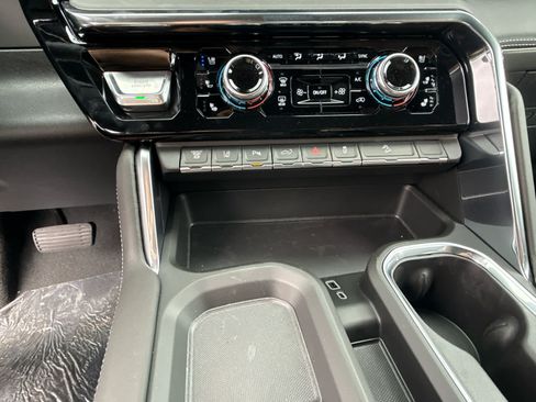 New 2026 GMC Sierra 2500 Denali Ultimate AWD/4WD image 48