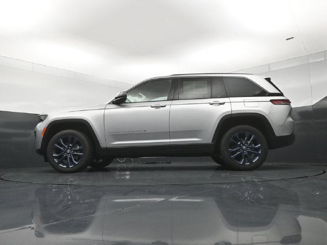 New 2026 Jeep Grand Cherokee Limited AWD/4WD image 21