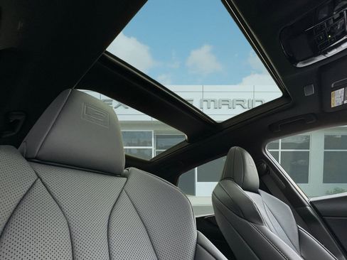 New 2026 Lexus NX 350 F Sport image 13