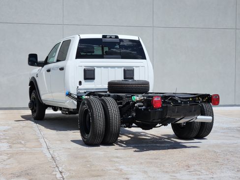 New 2026 RAM 3500 Tradesman AWD/4WD image 3