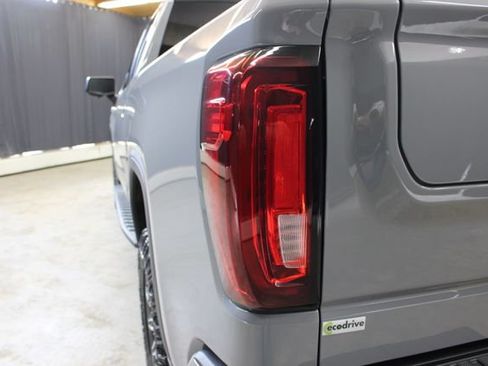 Used 2024 GMC Sierra 1500 AT4 w/ Technology Package AWD/4WD image 57