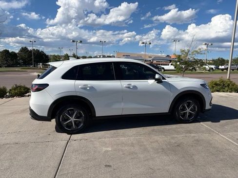 Used 2024 Honda HR-V EX-L image 14
